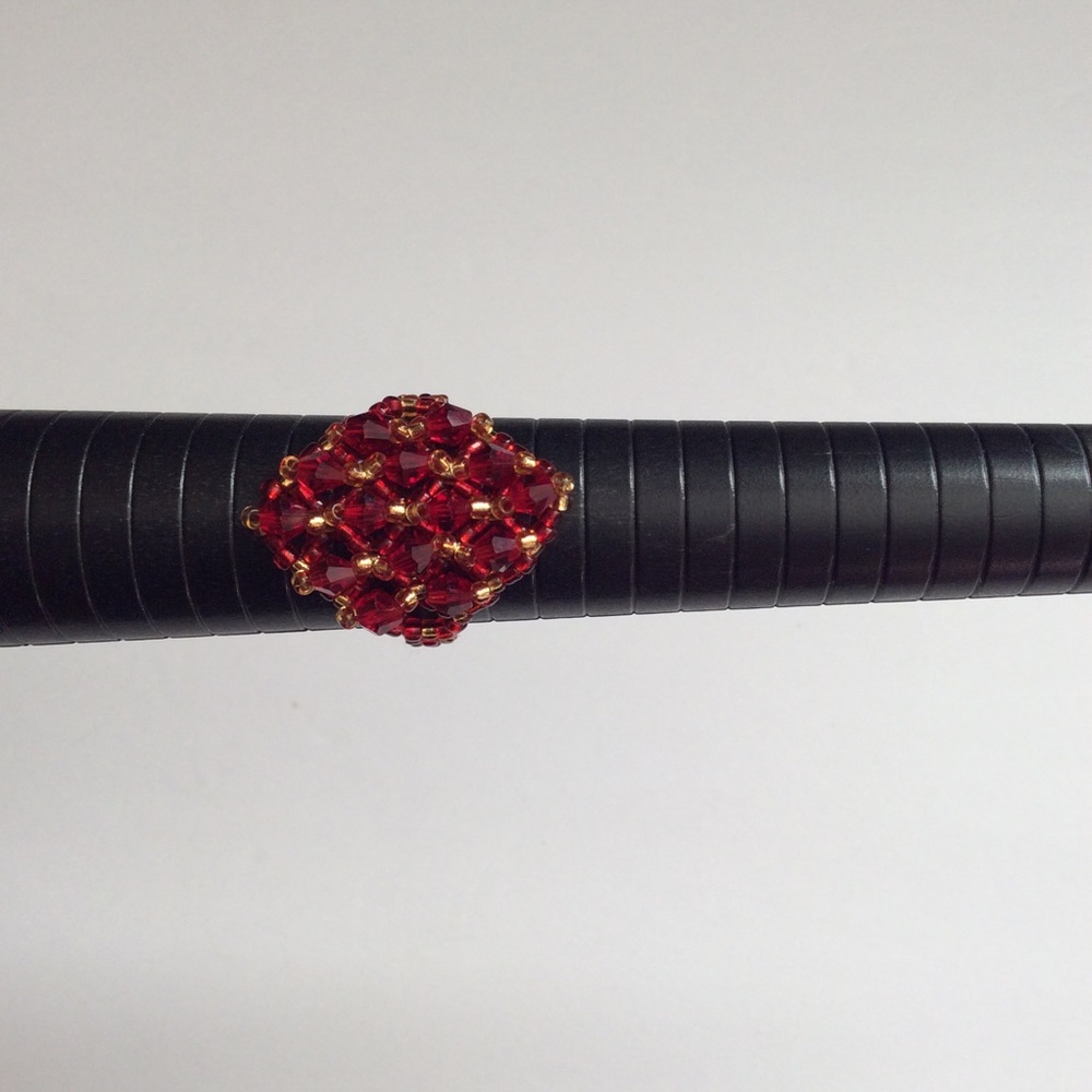 HANDMADE RING SIZE 11COLOR RED AND YELLOW